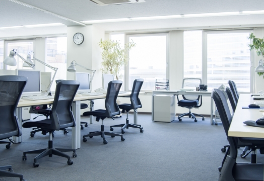 無人のオフィス