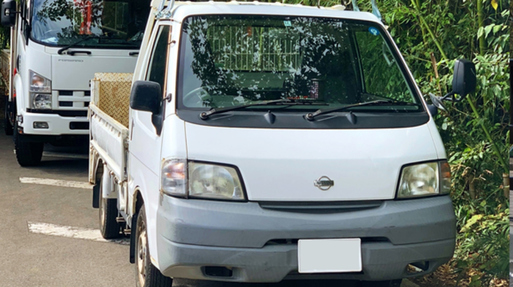 1tトラックの写真